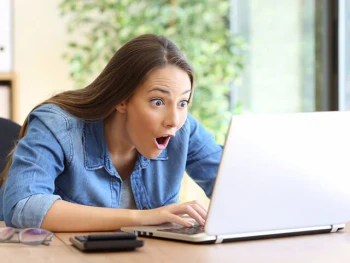 write eye-catching titles that grab everyone&rsquo;s concern.